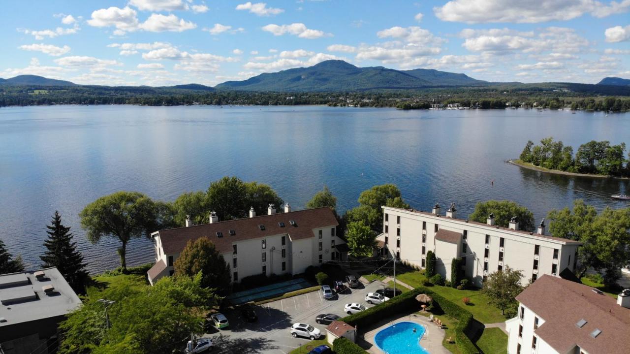 Location Tourisme Estrie - Oberge Du Village ماجوج المظهر الخارجي الصورة